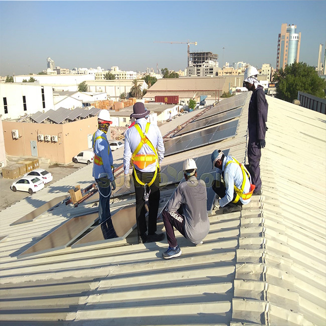 Solución de soporte solar para techo de hojalata