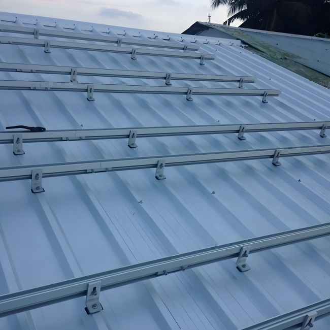 Montaje en techo de hojalata 500KW SFS-PR-01